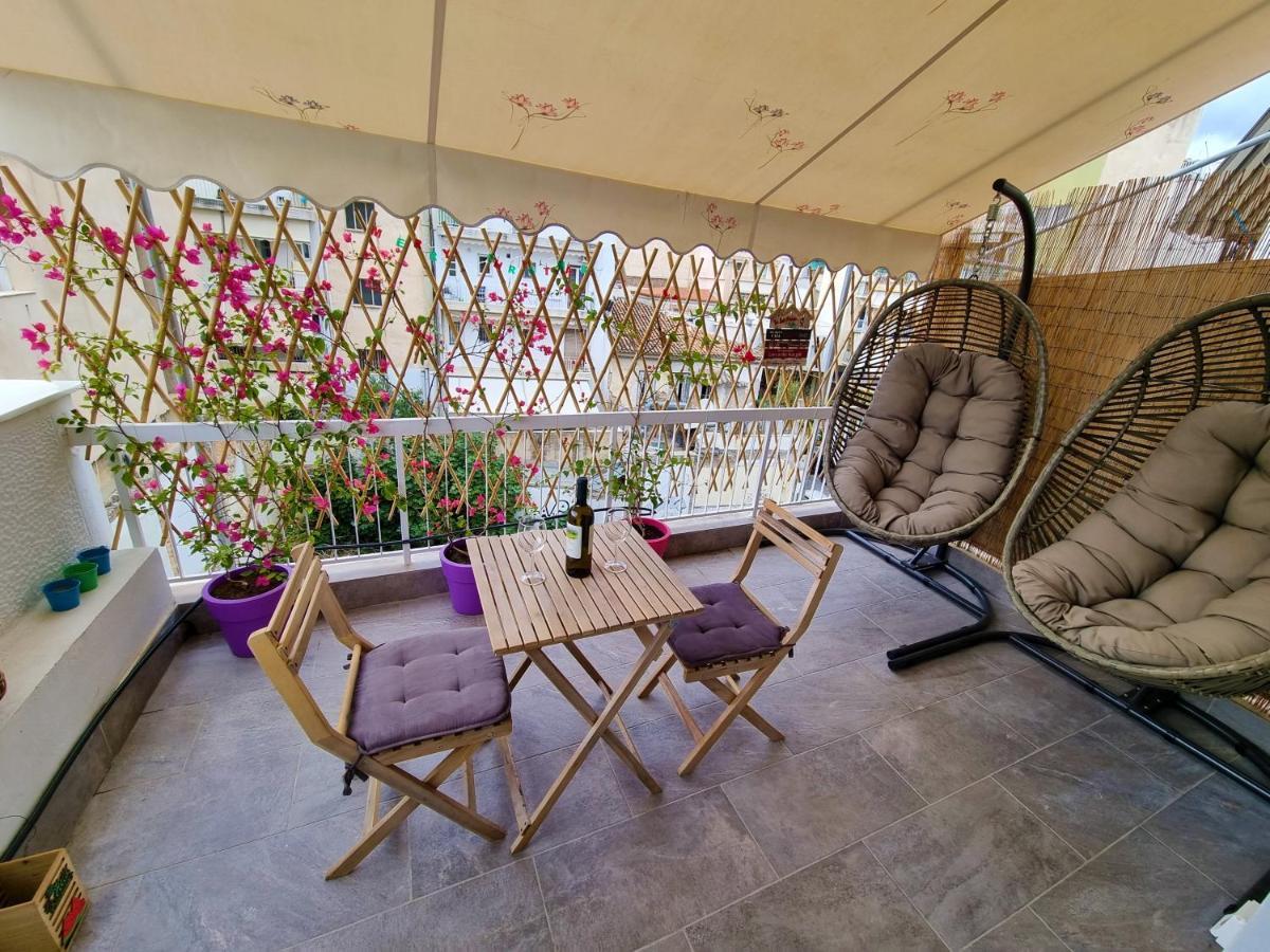 Wow Penthouse Boutique In The Heart Of Historical Center Apartment Athens Luaran gambar